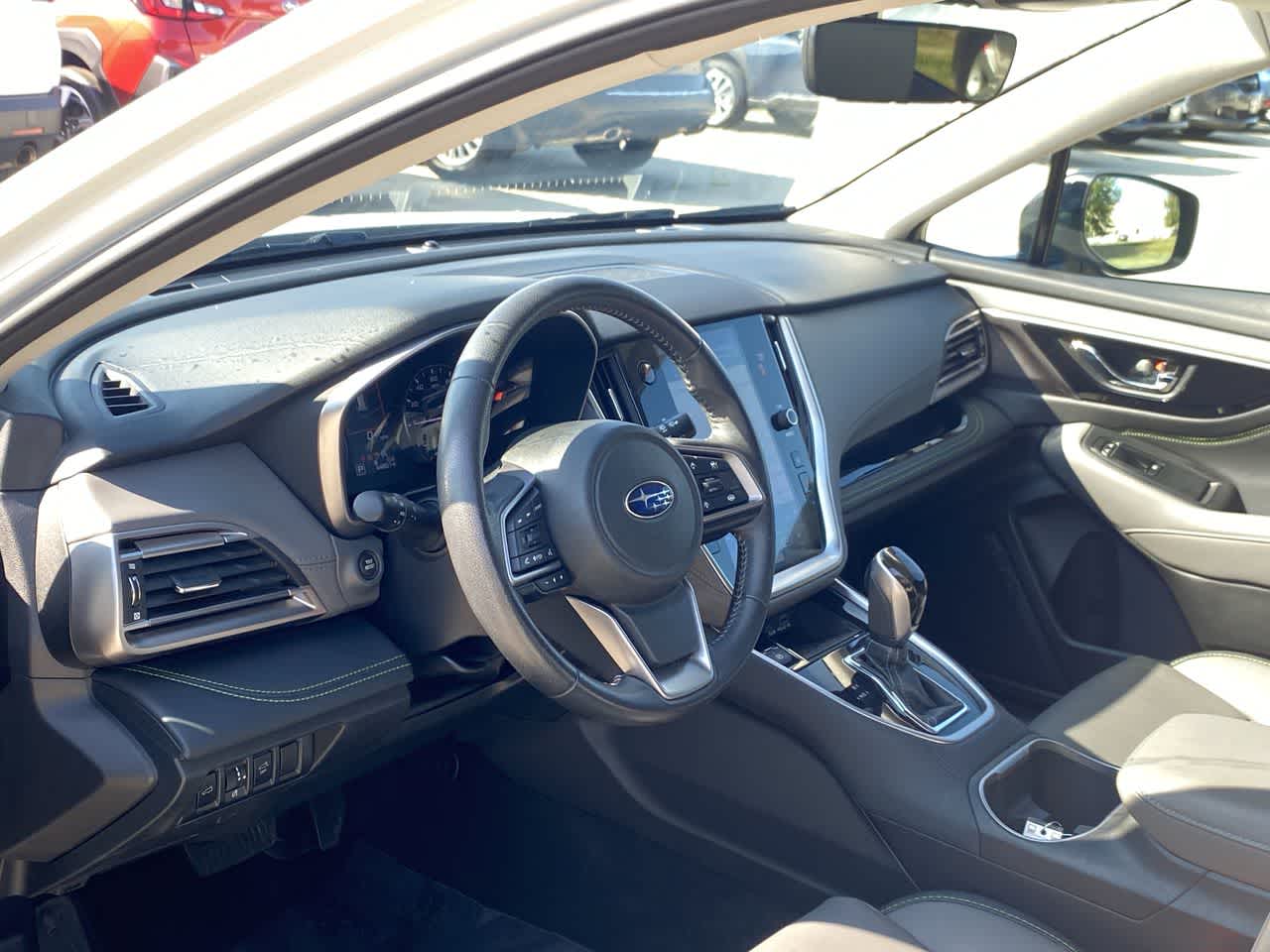 2023 Subaru Outback Onyx Edition XT photo 2