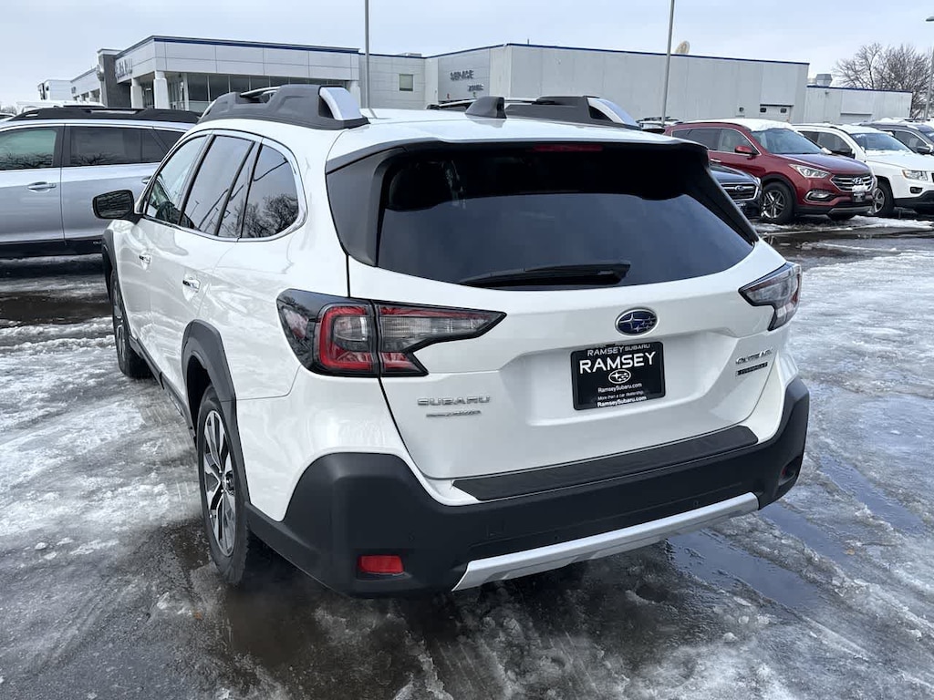 Used 2024 Subaru Outback Touring XT SUV
