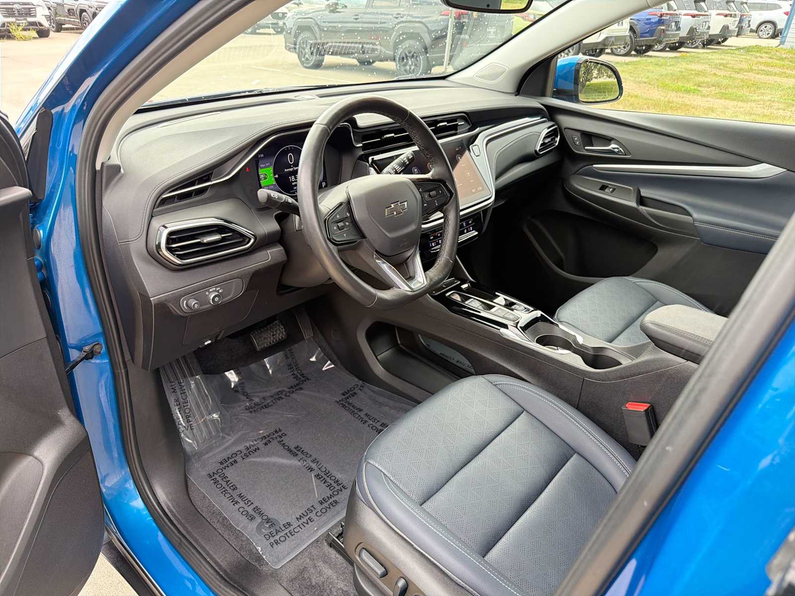 Used 2023 Chevrolet Bolt EUV LT with VIN 1G1FY6S07P4107450 for sale in Urbandale, IA
