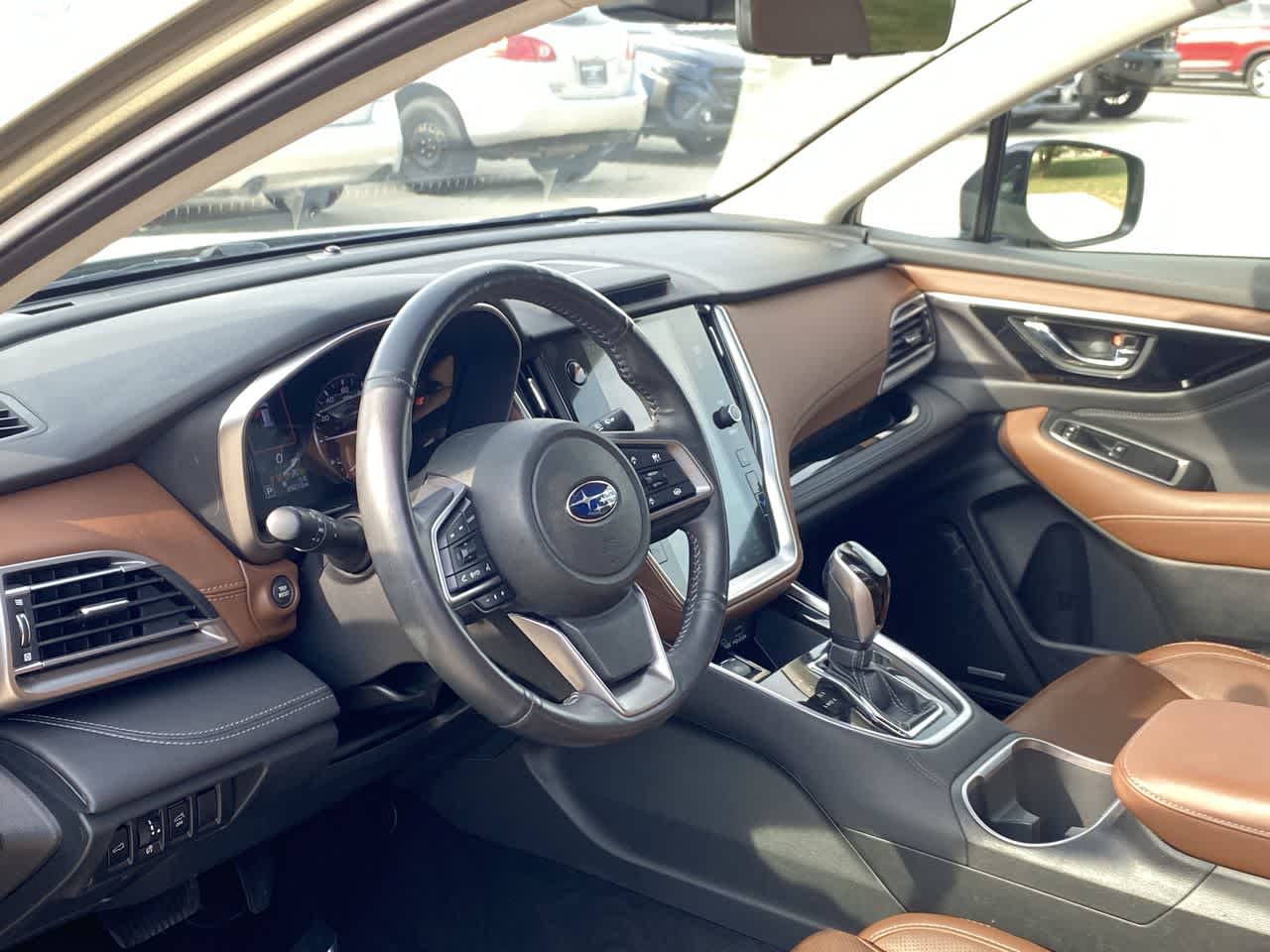 2023 Subaru Outback Touring XT photo 2
