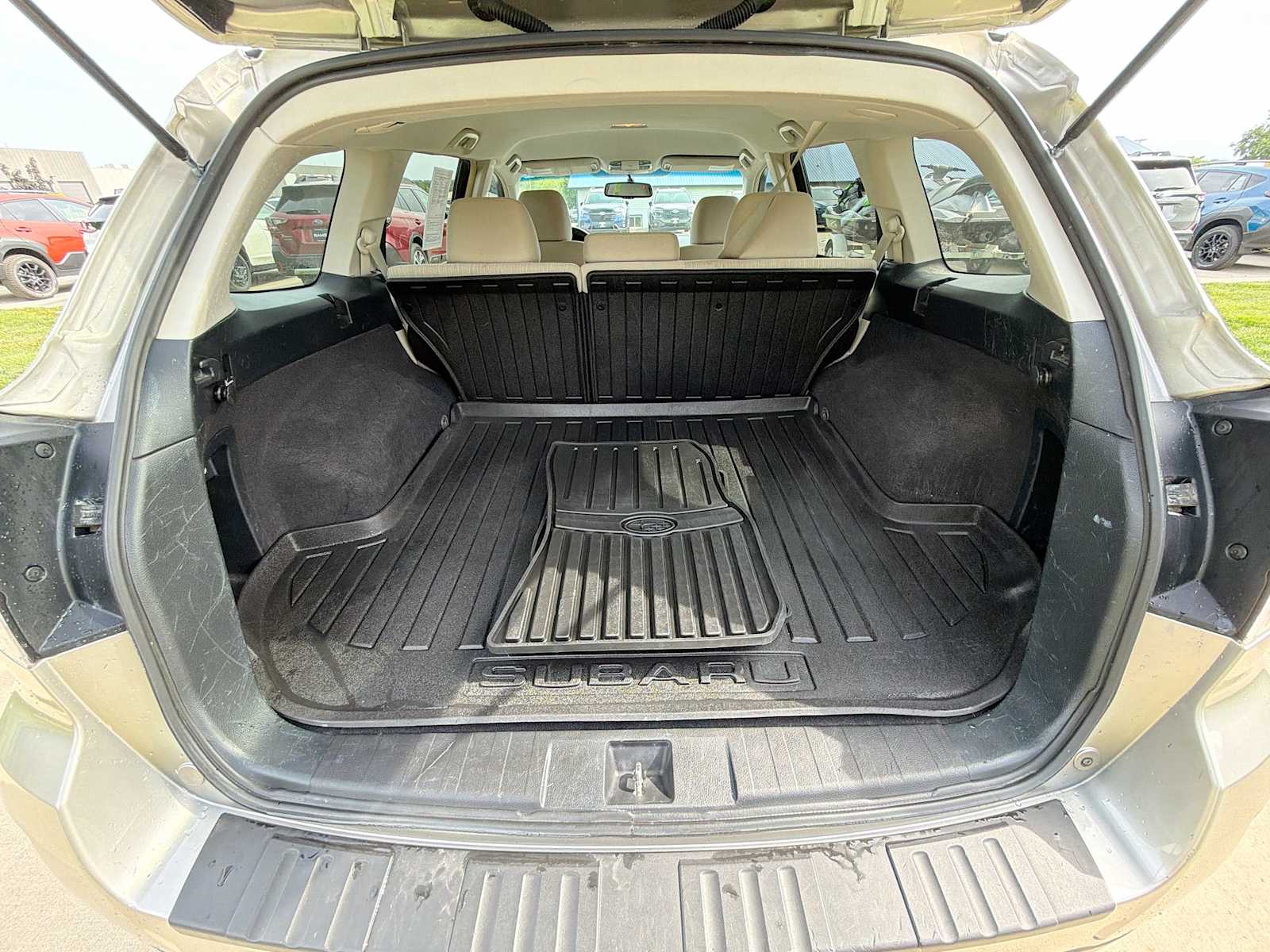 Thumbnail: 2014 Subaru Outback - 24