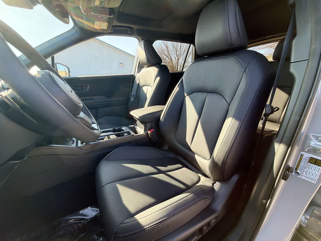 2026 Subaru Outback Limited - Photo 13