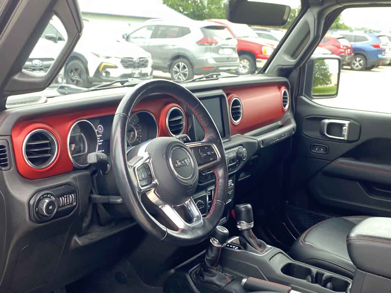 2019 Jeep Wrangler Unlimited Rubicon photo 2