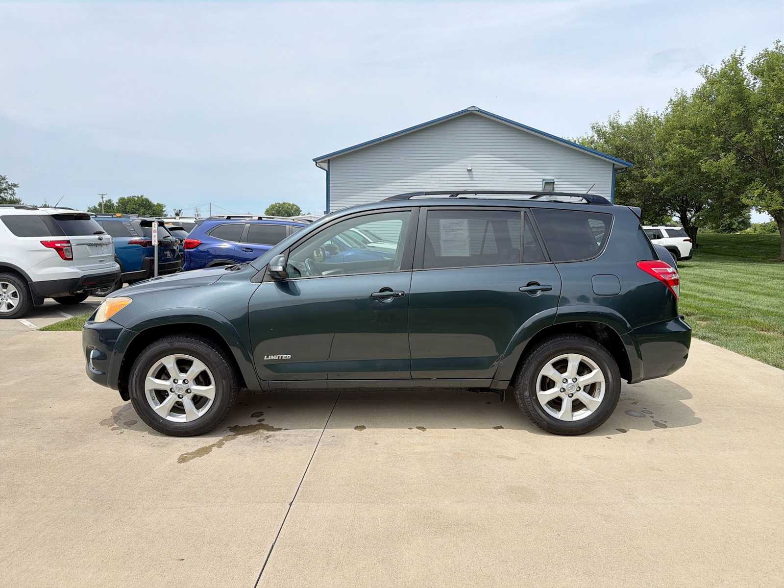Thumbnail: 2010 Toyota RAV4 - 3
