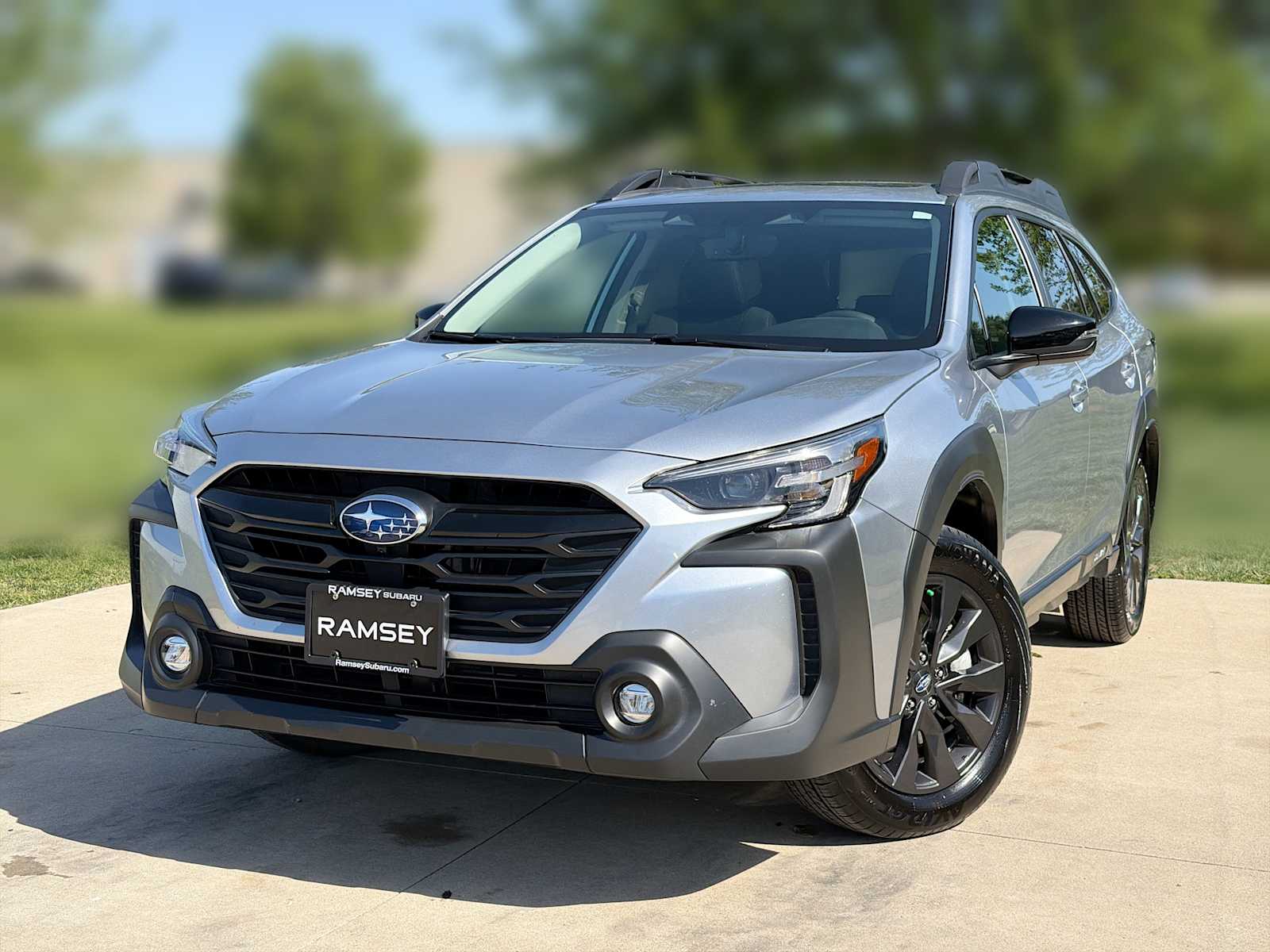 2025 Subaru Outback Onyx Edition XT's photo