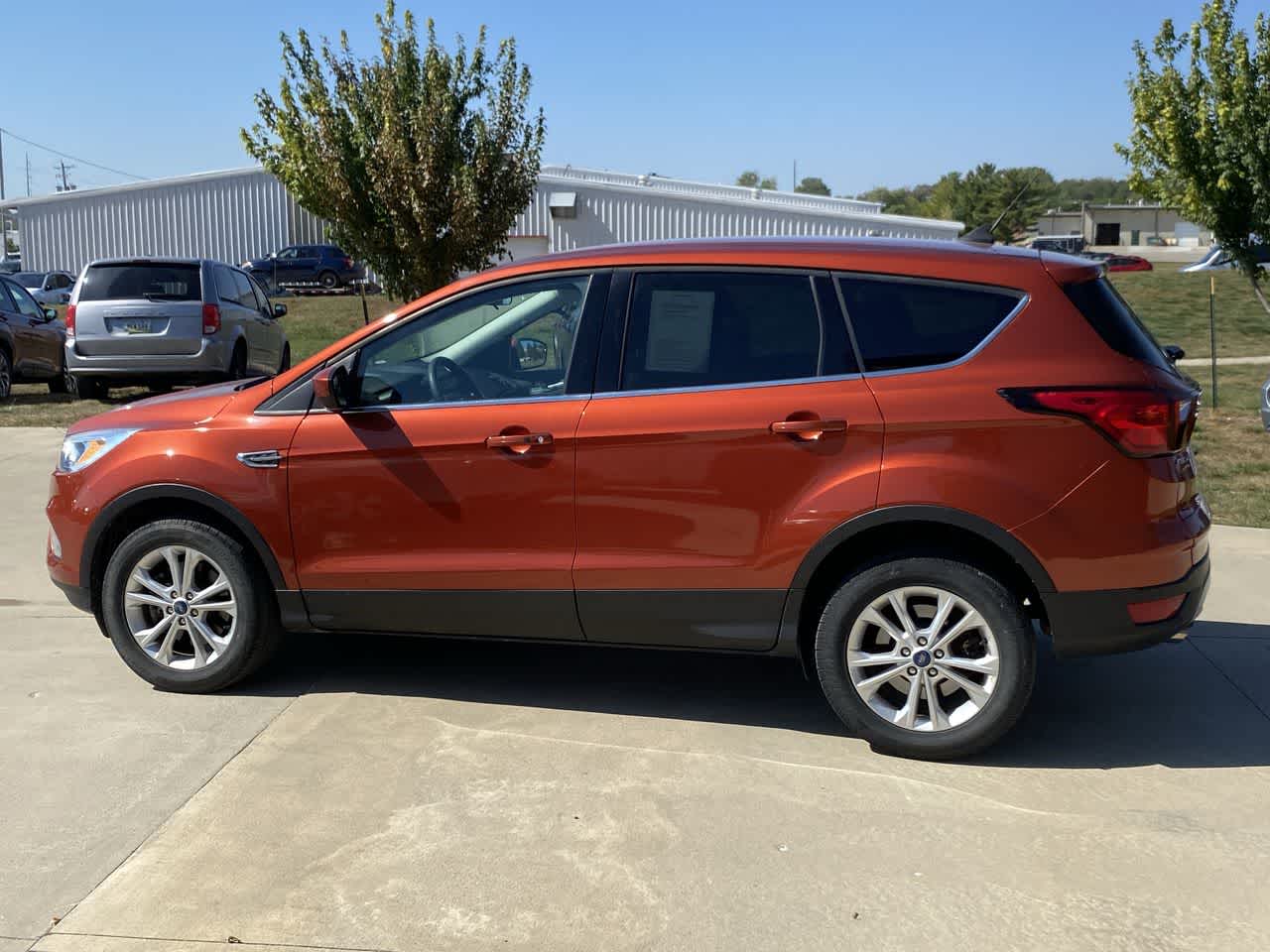 2019 Ford Escape SE photo 3