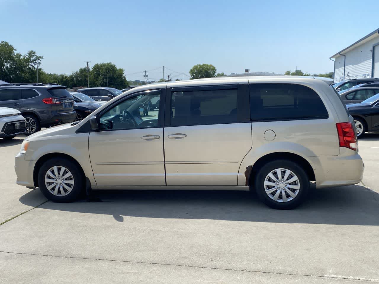 2012 Dodge Grand Caravan SE photo 3