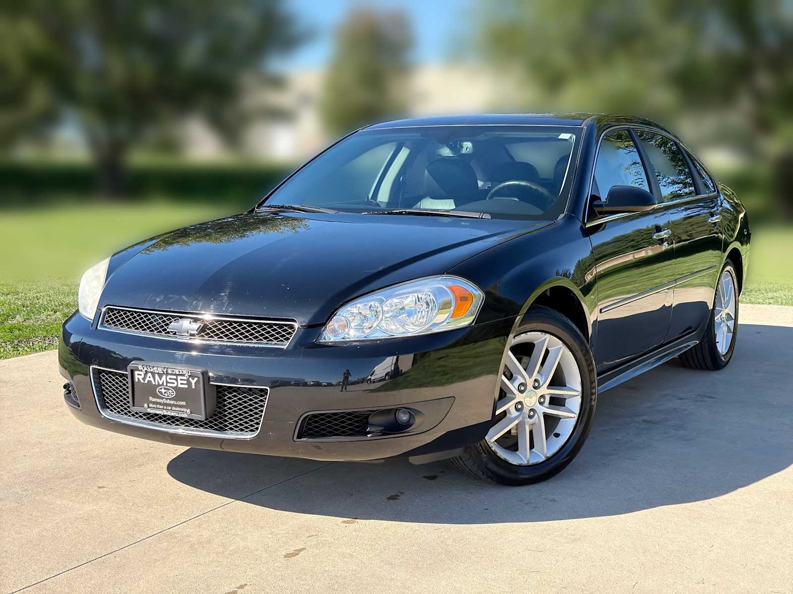 Used 2013 Chevrolet Impala LTZ with VIN 2G1WC5E32D1137056 for sale in Urbandale, IA