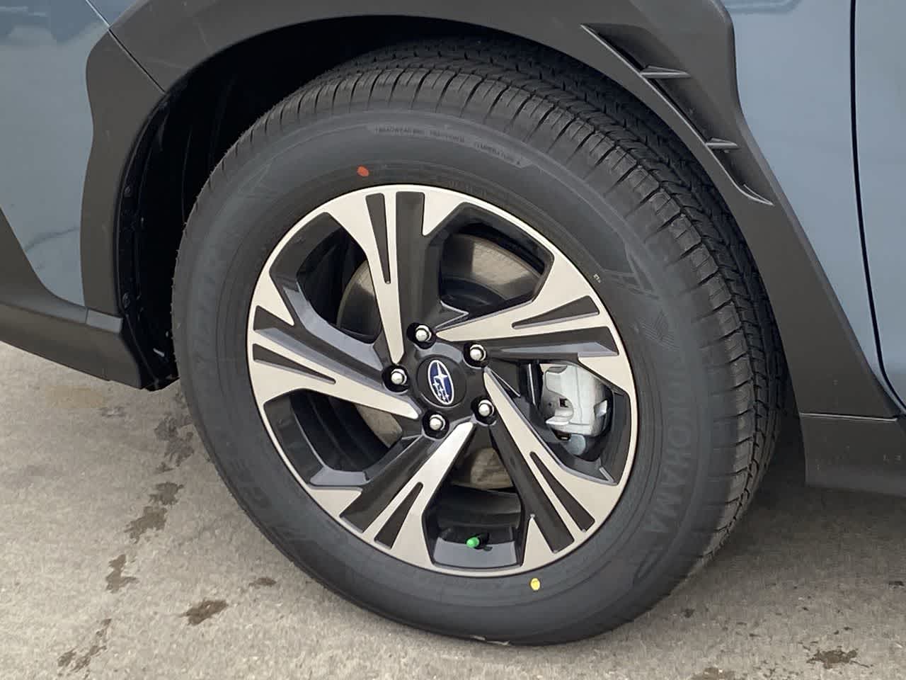 2025 Subaru Crosstrek Premium 12