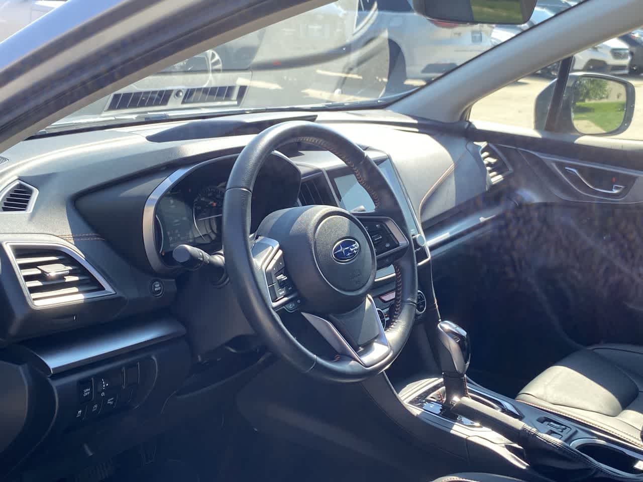 2023 Subaru Crosstrek Limited photo 2
