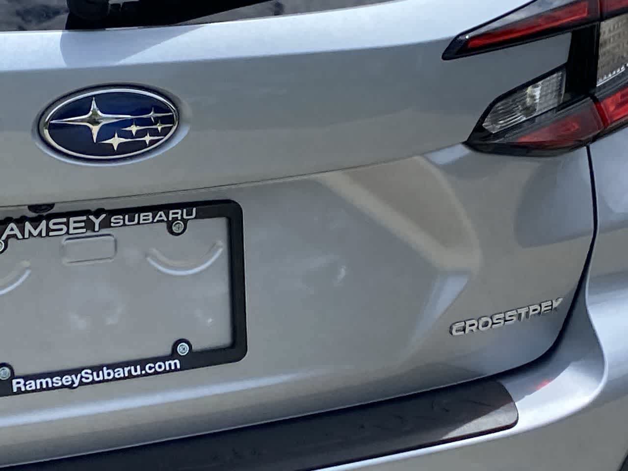 2025 Subaru Crosstrek Limited - Photo 11