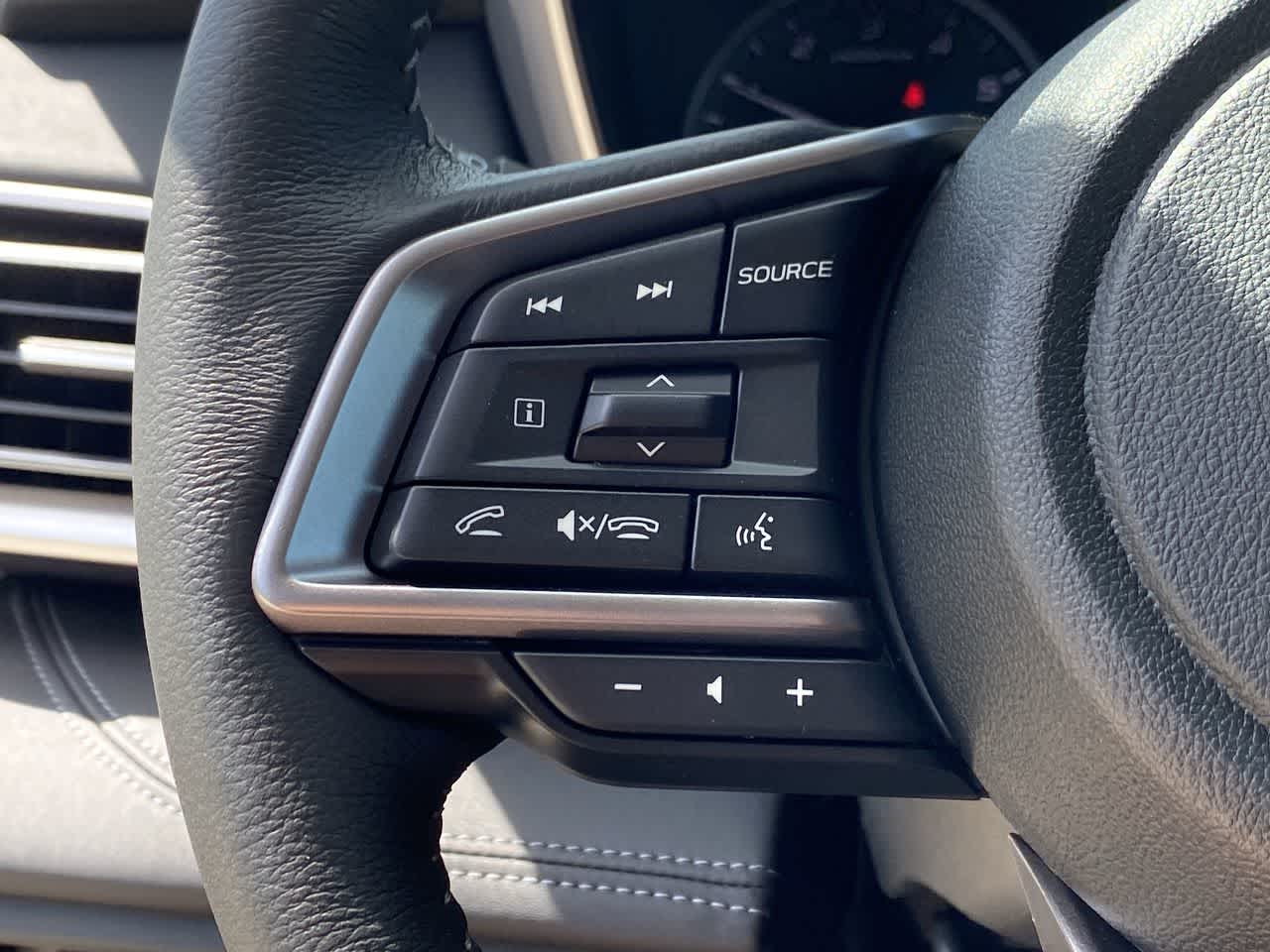 2025 Subaru Outback Limited 23