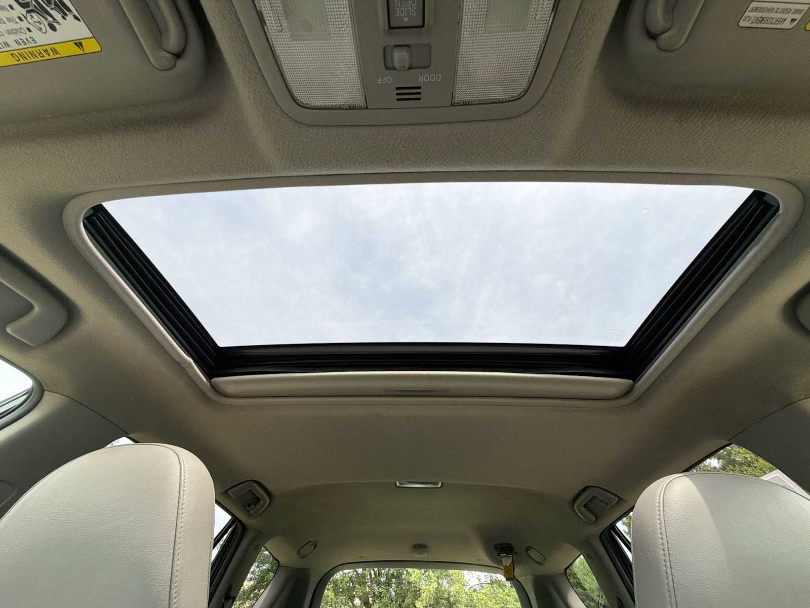 Thumbnail: 2010 Toyota RAV4 - 16