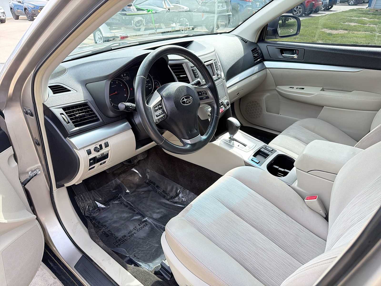 Used 2014 Subaru Outback 2.5i Premium with VIN 4S4BRCCC3E3286918 for sale in Urbandale, IA