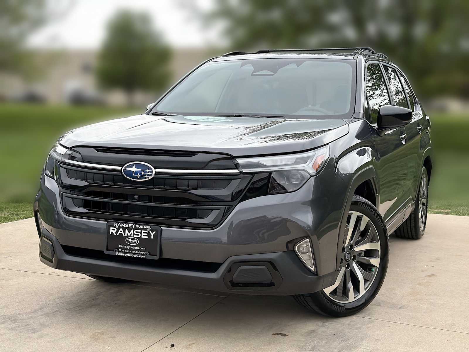 2025 Subaru Forester Touring's photo