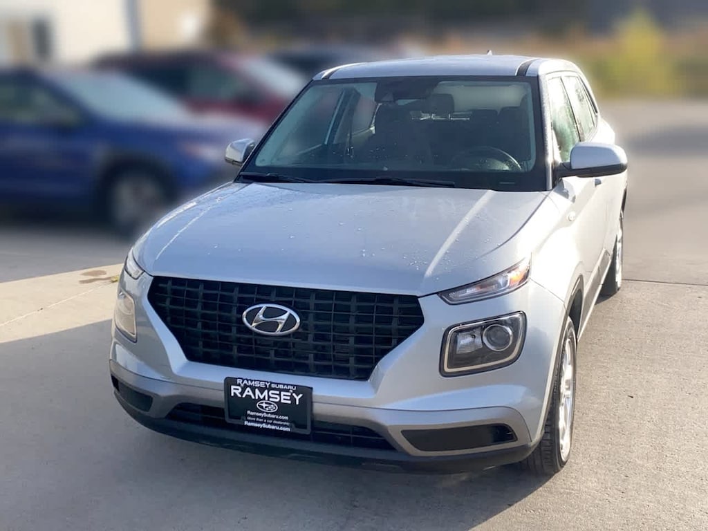 Used 2021 Hyundai Venue SE SUV