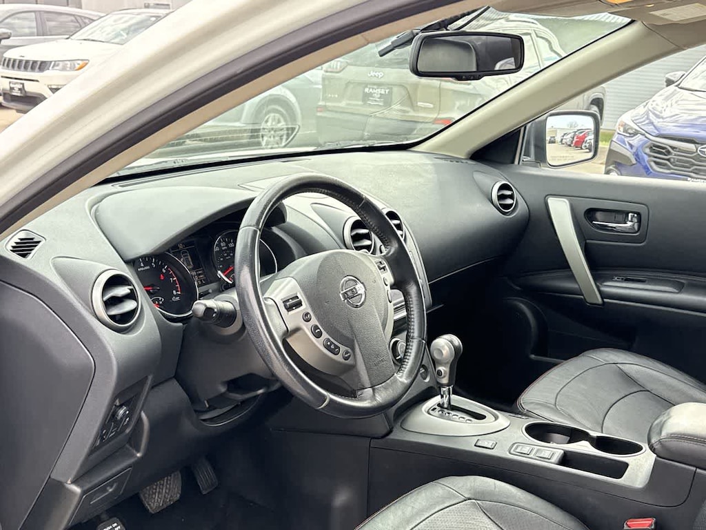 Used 2012 Nissan Rogue SV w/SL Pkg AWD SUV