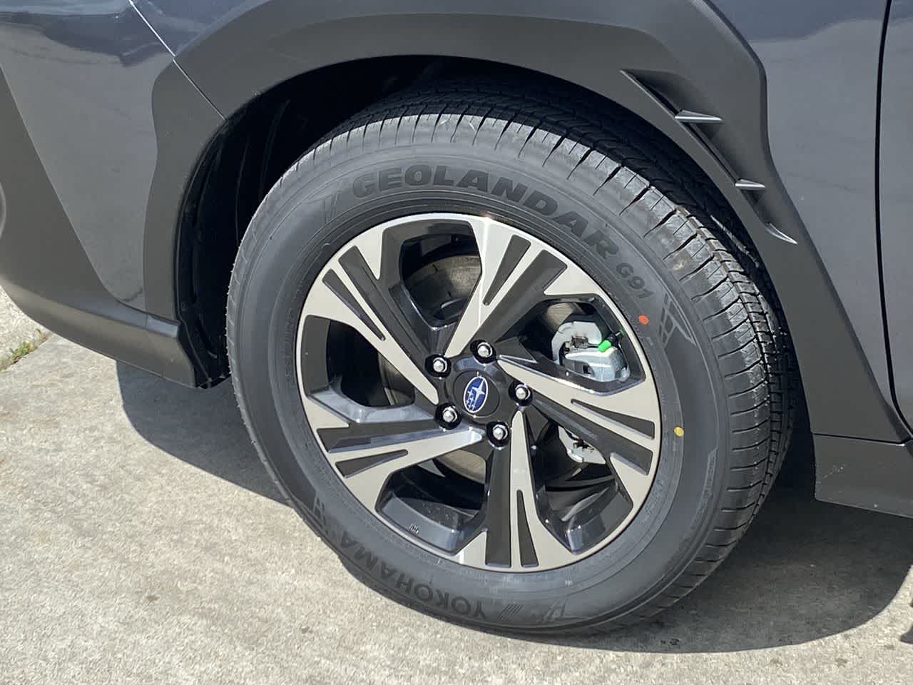 2025 Subaru Crosstrek Premium 12