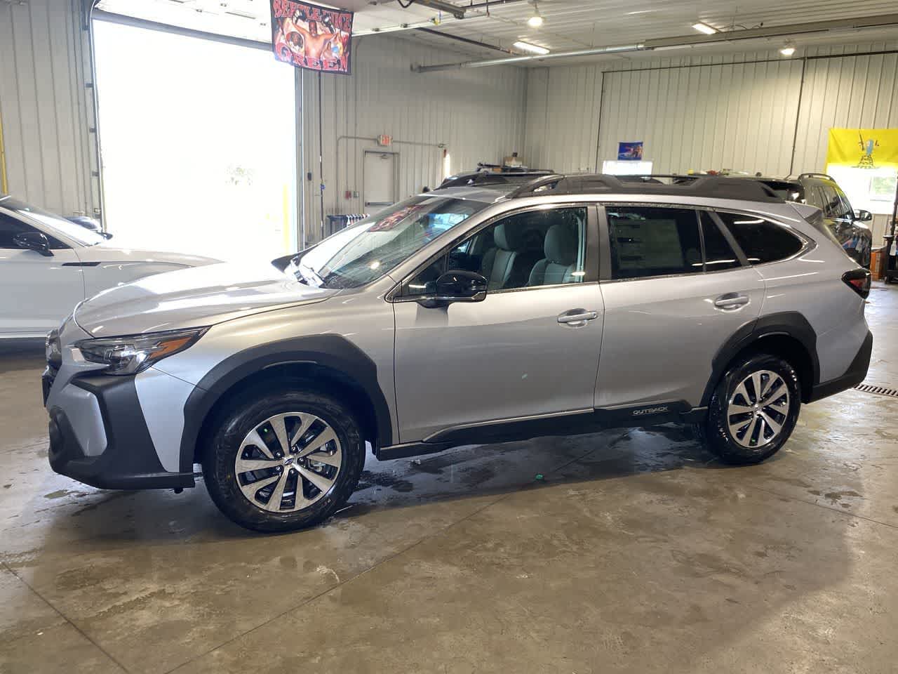 Thumbnail: 2025 Subaru Outback - 3