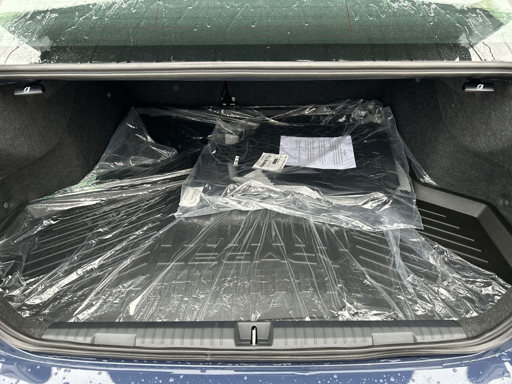 2025 Subaru Legacy Premium - Photo 16