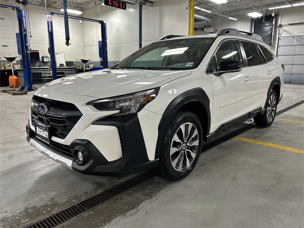 2023 Subaru Outback Limited XT photo 4