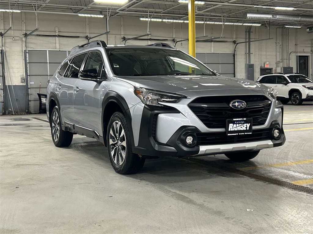 2024 Subaru Outback Limited's photo