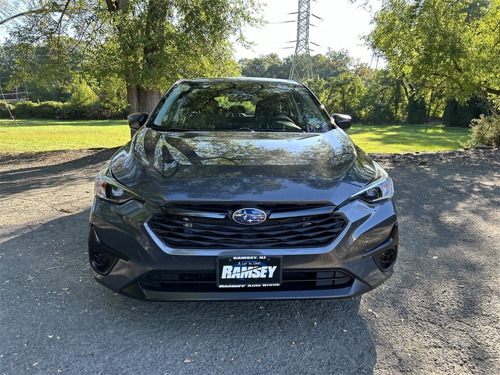 2025 Subaru Impreza Base photo 3