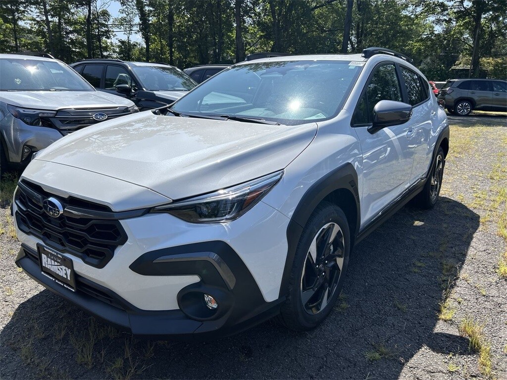 2025 Subaru Crosstrek Limited photo 3