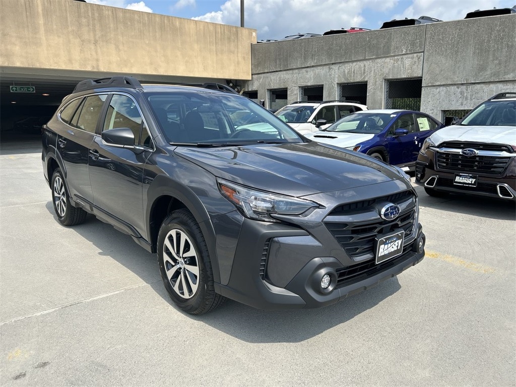 New 2025 Subaru Outback Base SUV