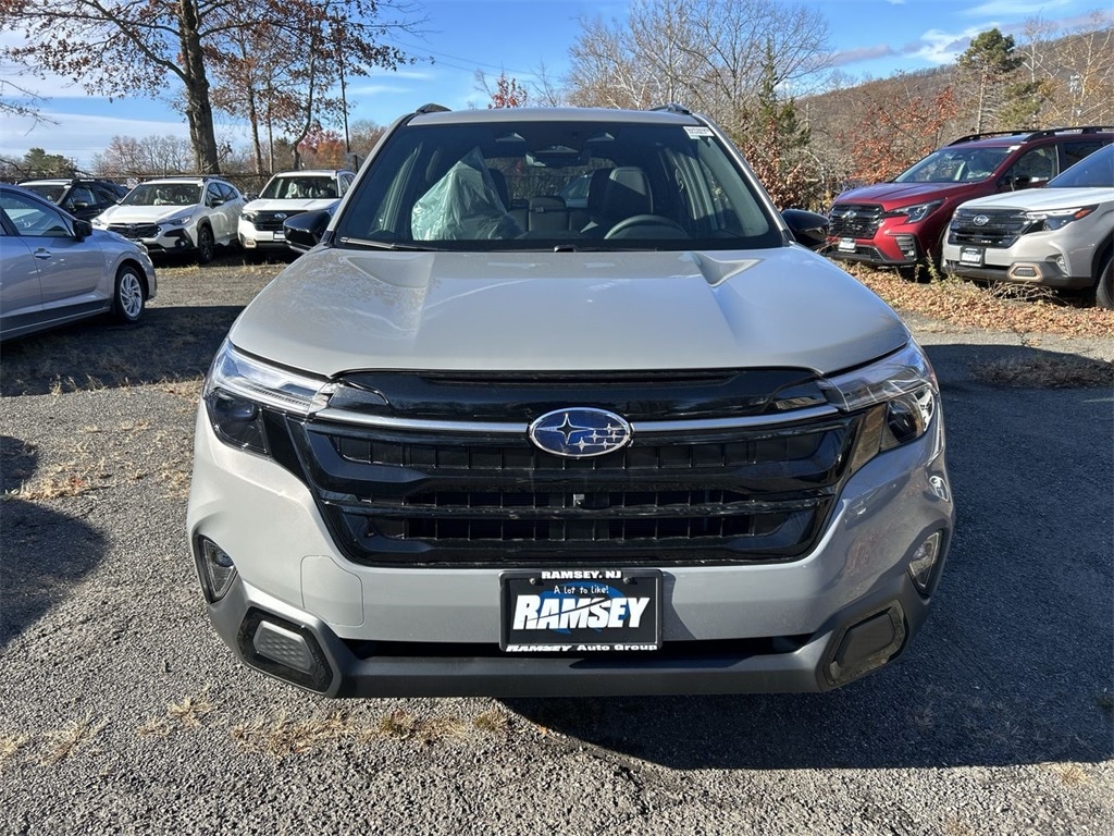 2026 Subaru Forester Touring photo 3