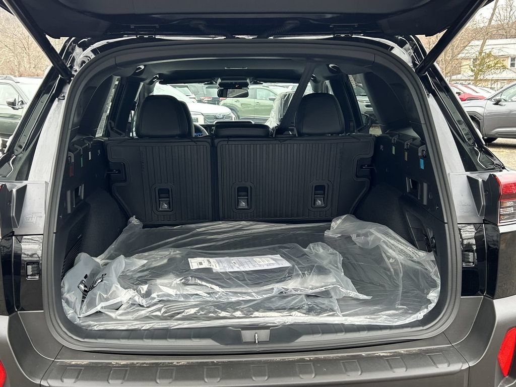 2026 Subaru Outback Limited - Photo 17