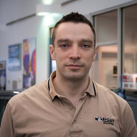 Staff member Alex Petrushin from ID_6b06efbfaa39