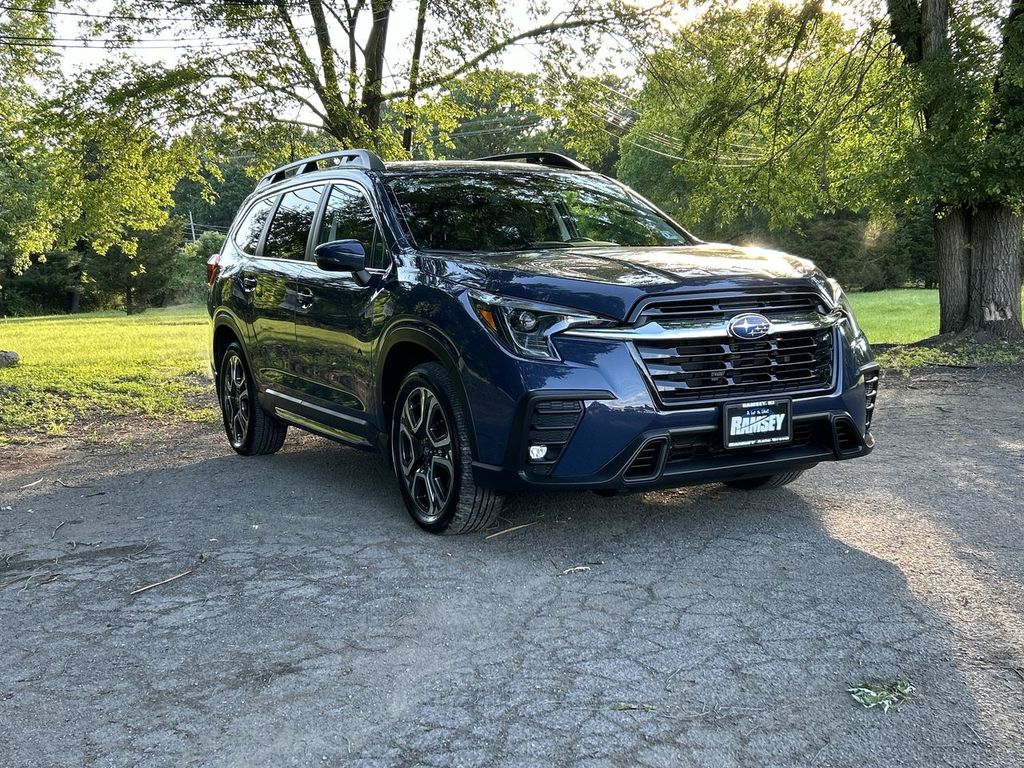 2023 Subaru Ascent Limited 8 Passenger's photo