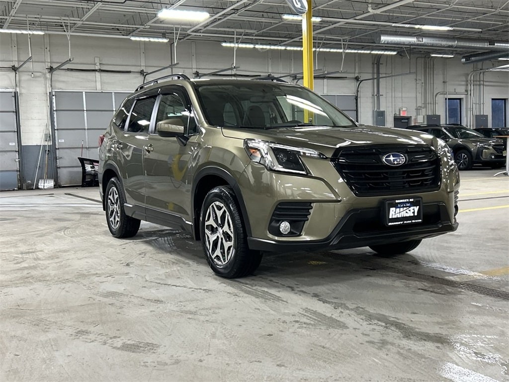 2023 Subaru Forester Premium