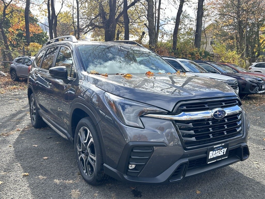 New 2025 Subaru Ascent Limited 7-Passenger SUV