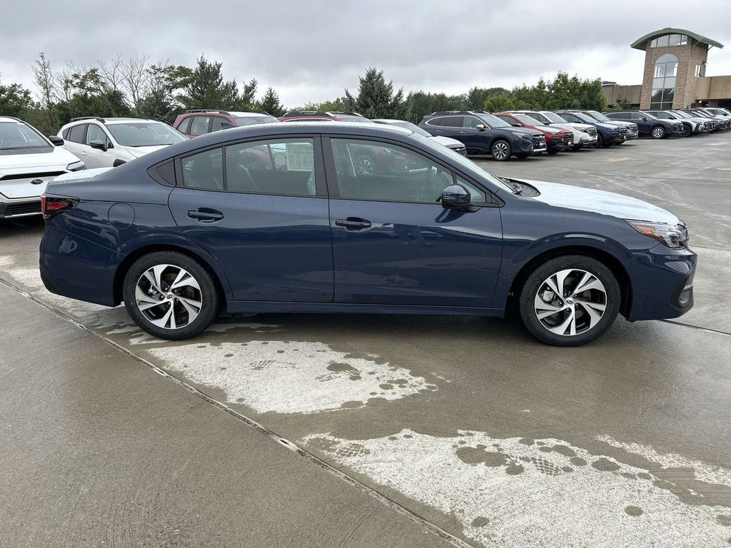 2025 Subaru Legacy Premium - Photo 4
