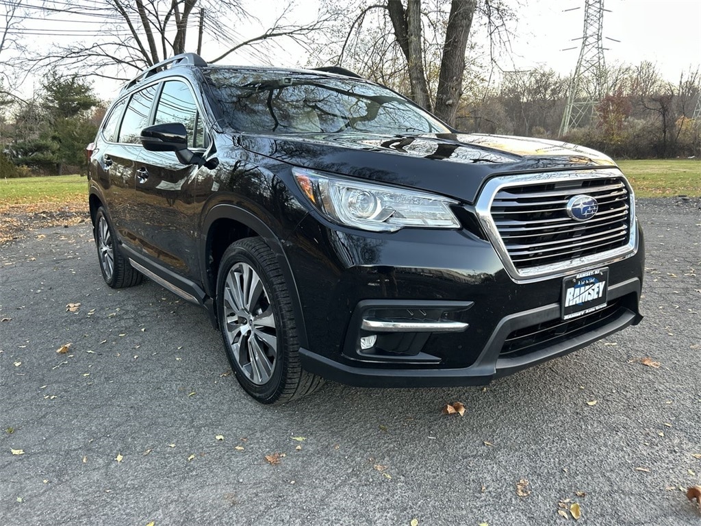 2021 Subaru Ascent Limited photo 3