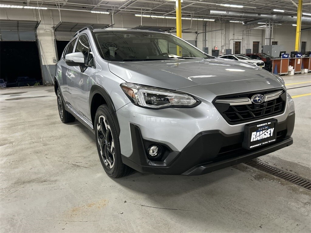 2023 Subaru Crosstrek Limited photo 2