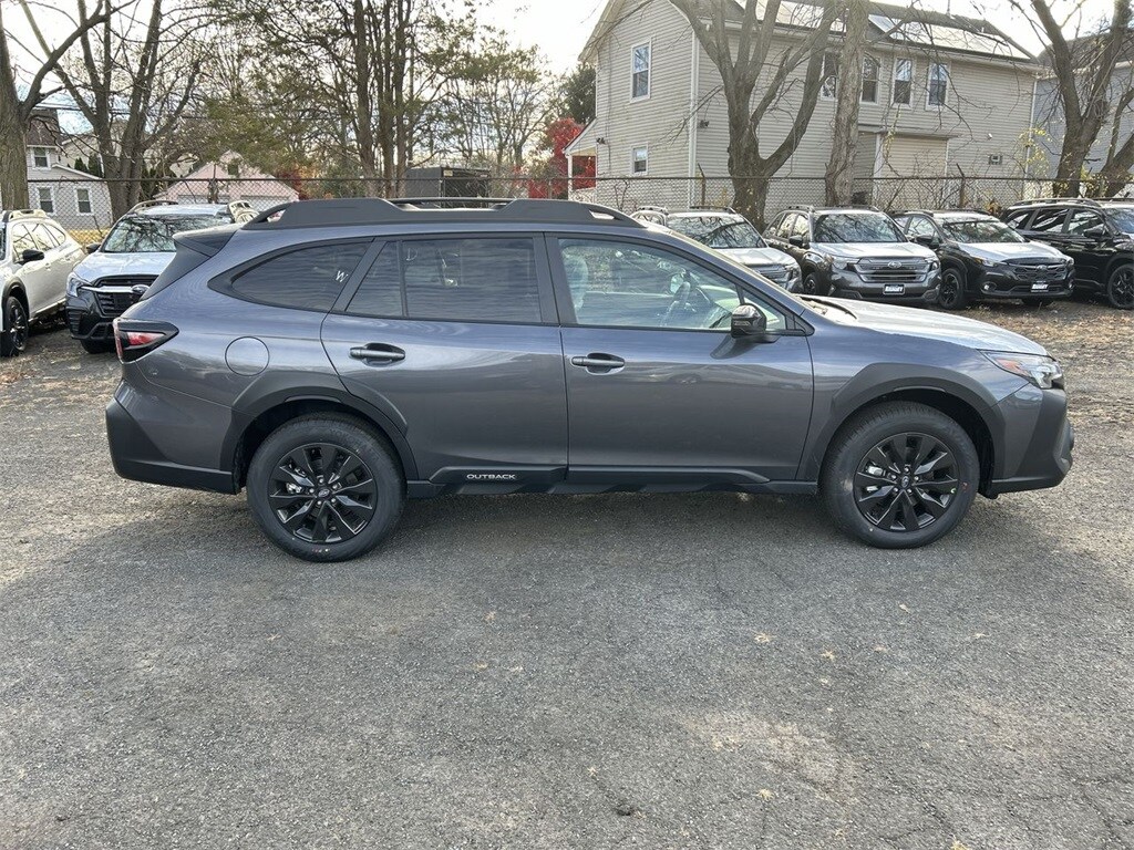 2025 Subaru Outback Onyx Edition photo 4