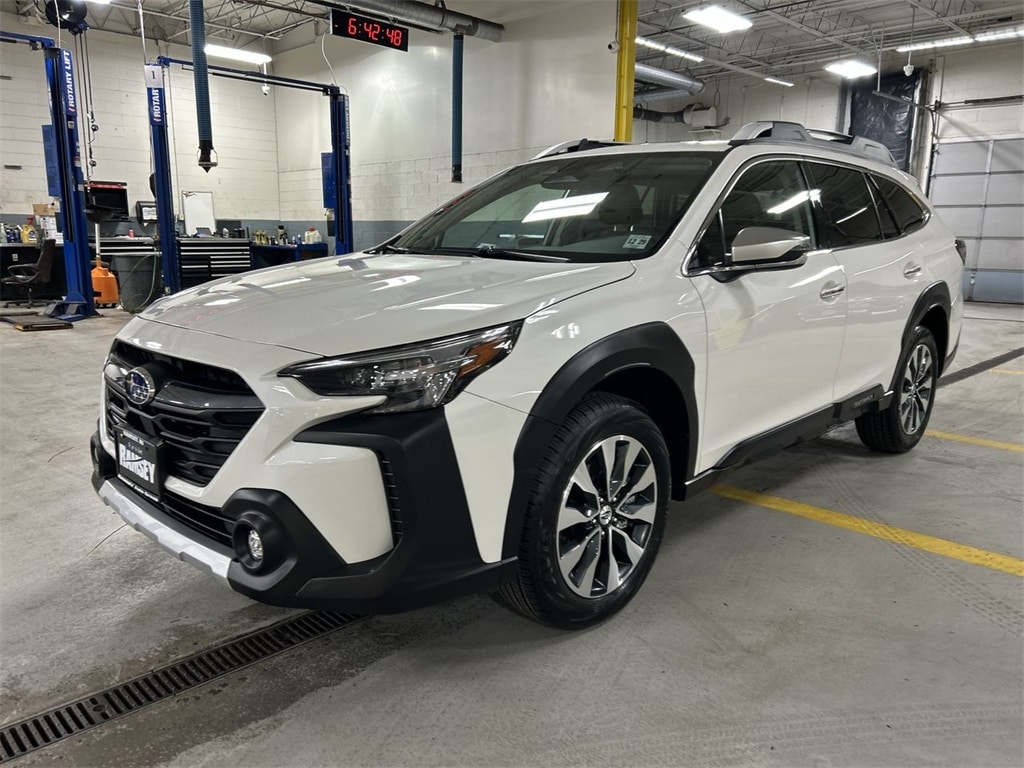 Certified 2025 Subaru Outback Touring XT SUV