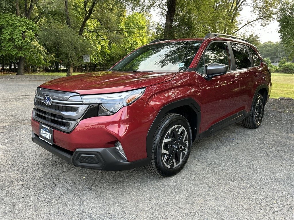 2025 Subaru Forester Premium Base photo 3