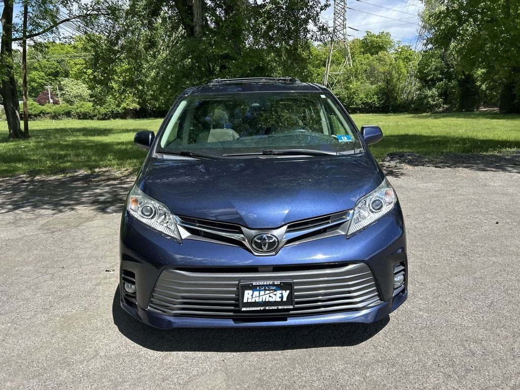 Used 2018 Toyota Sienna Van Passenger Van