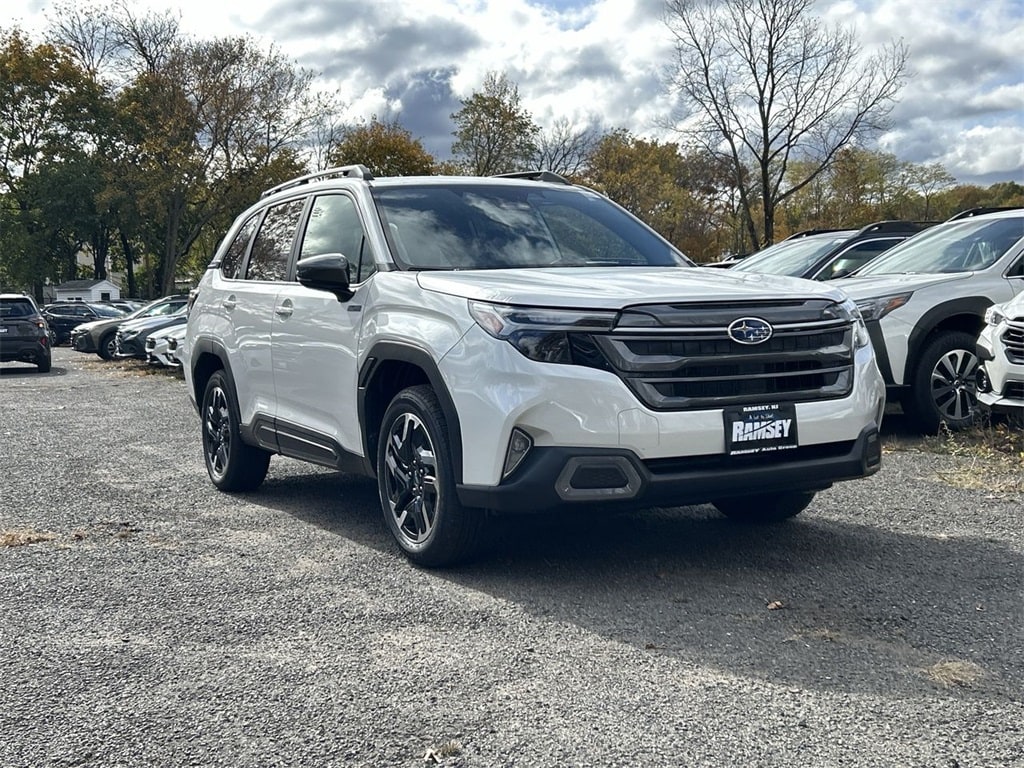 2025 Subaru Forester Limited's photo