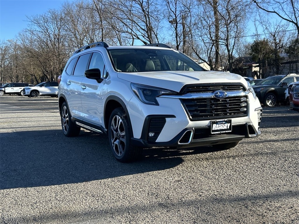2025 Subaru Ascent Touring's photo