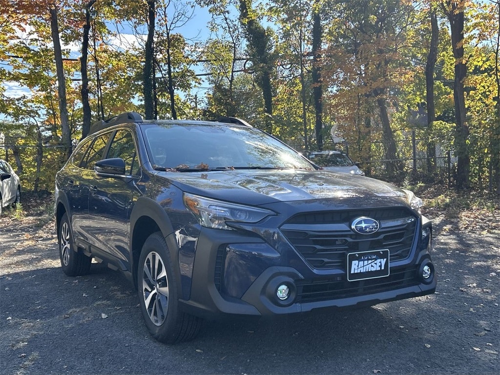 New 2025 Subaru Outback Premium SUV
