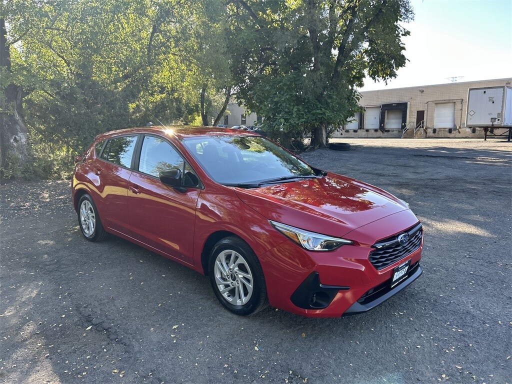 2025 Subaru Impreza Base photo 2