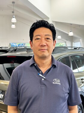 Staff member Jae Choi from ID_6b06efbfaa39