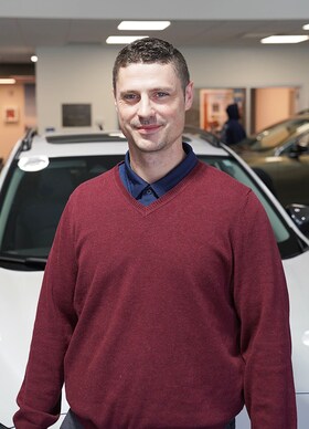 Staff member Robert Hutcherson from ID_6b06efbfaa39