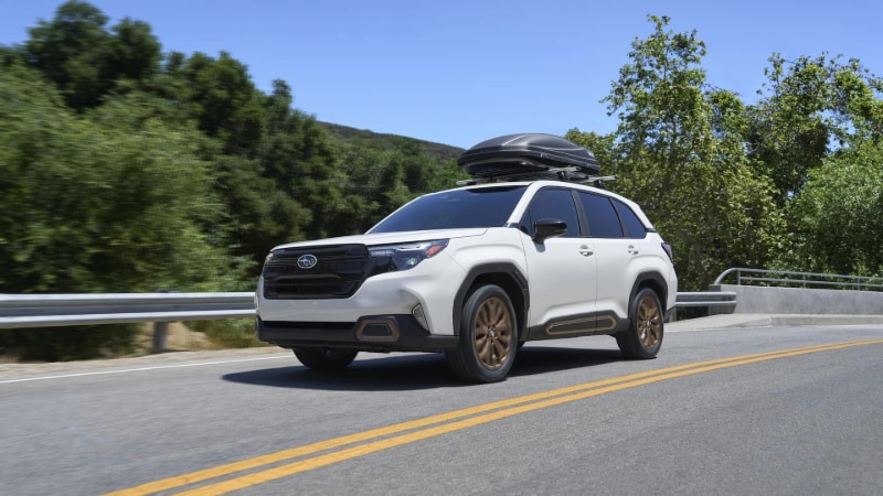 2025 Subaru Forester Crystal White Pearl