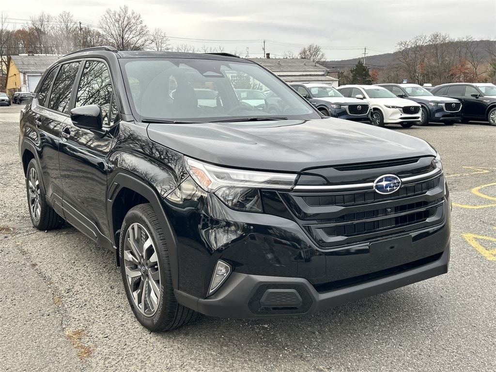 2025 Subaru Forester Touring's photo